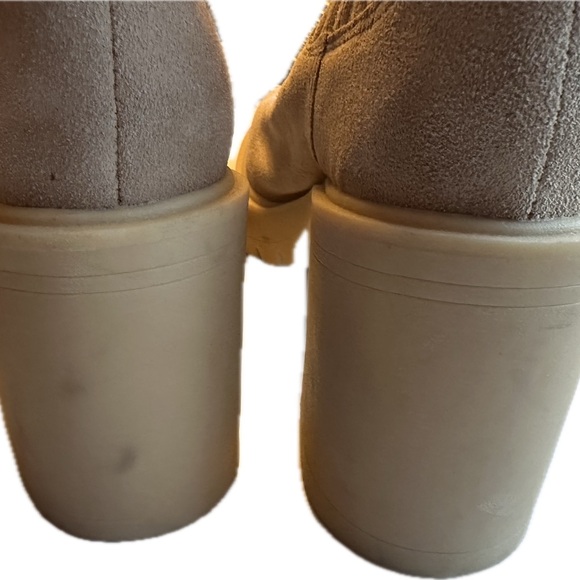 Dolce Vita Beige Suede Women's Ankle Boots size 11 - Picture 13 of 14